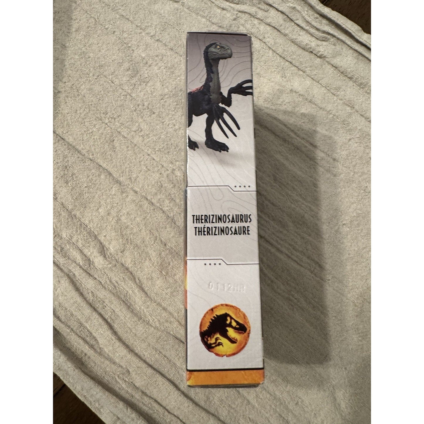 Jurassic World Dominon Therizinsaurus 6 in Action Figure