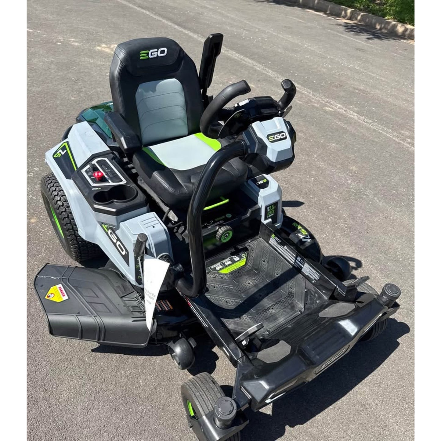 EGO Power+ Z6 42 in. 56 V Battery Zero Turn Riding Mower Kit!! NEVER USED!
