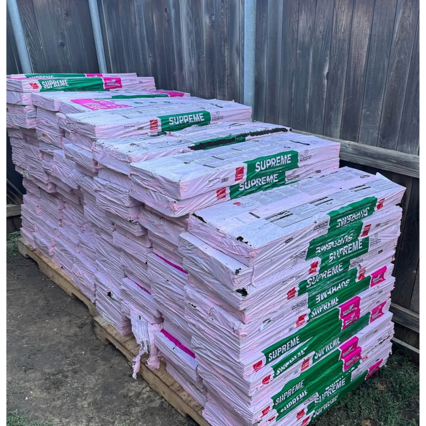 Roof Shingles 3-Tab in Estate Gray By Owens Corning Supreme