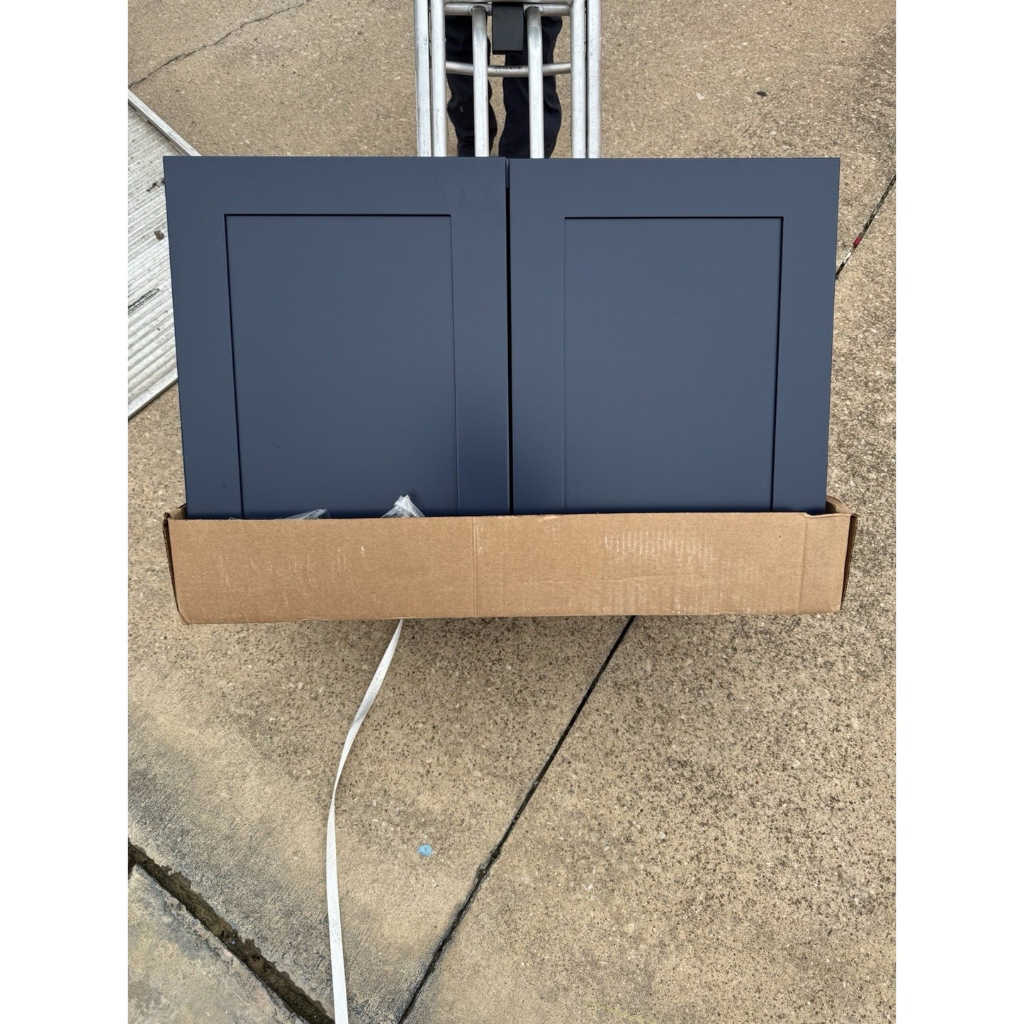Home Decorators Newport Mythic Blue Kitchen Cabinets Full Built Out! BRAND NEW!!
