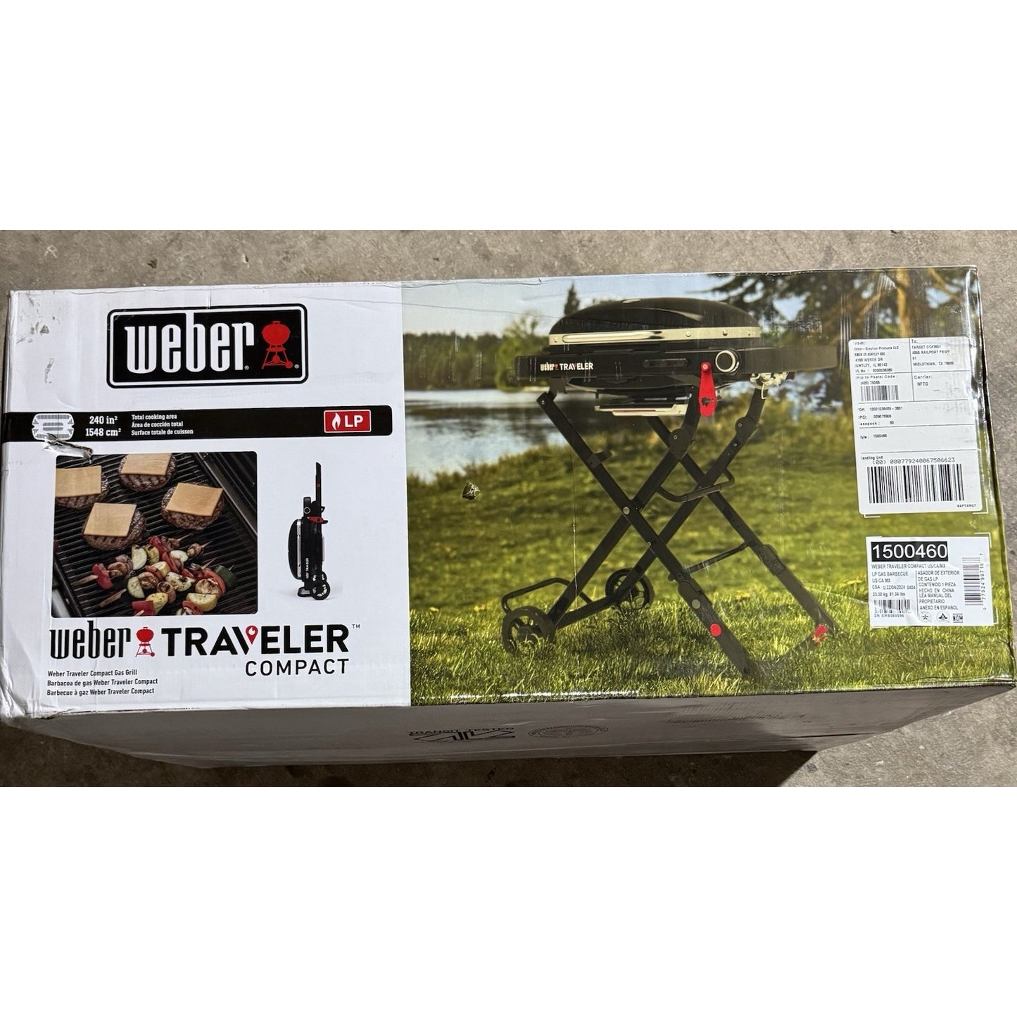 Weber 11000 btu Traveler Compact Portable Grill 32" Wide Model #1500460 Black