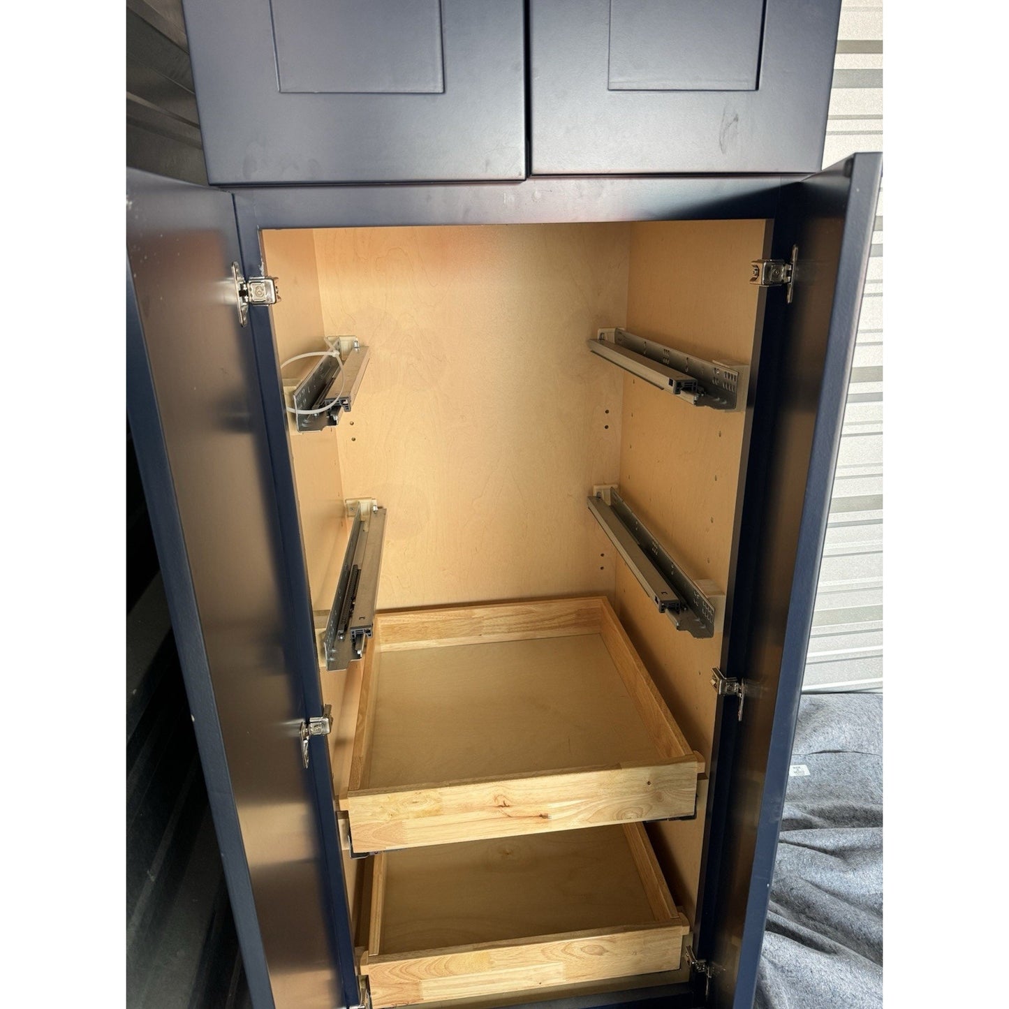 Home Decorators Newport Mythic Blue Kitchen Cabinets Full Built Out! BRAND NEW!!