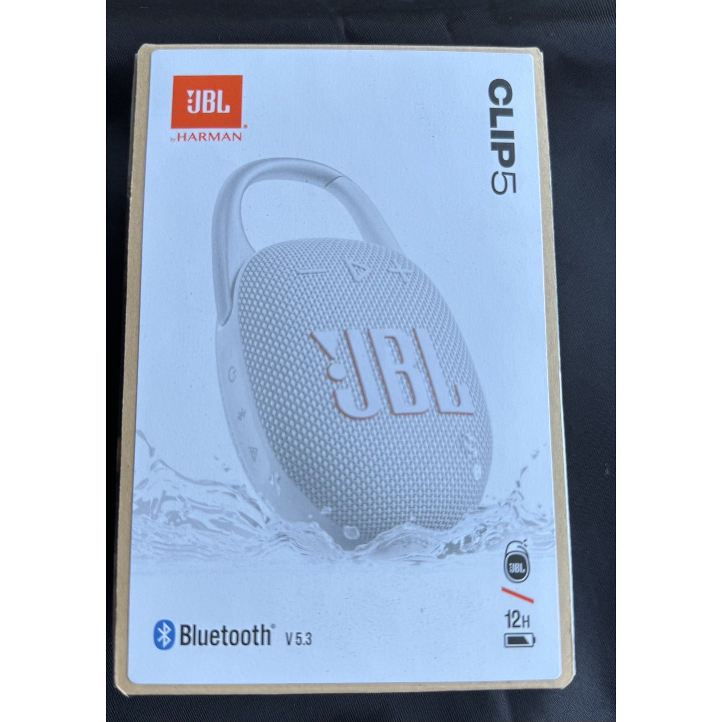 JBL Clip 5 Waterproof Portable Rechargeable Bluetooth Speaker- White! NEW IN BOX