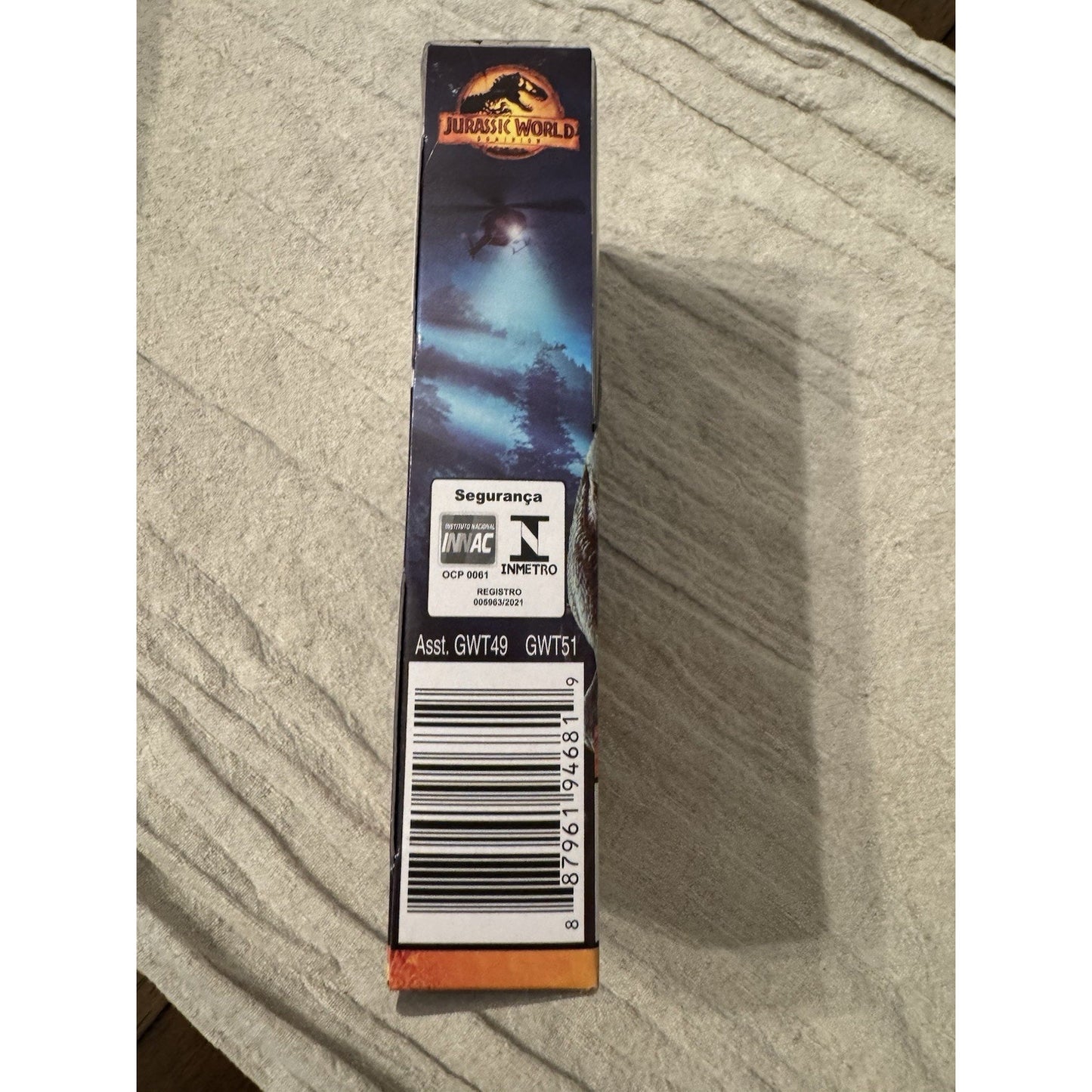 Jurassic World Dominon Therizinsaurus 6 in Action Figure
